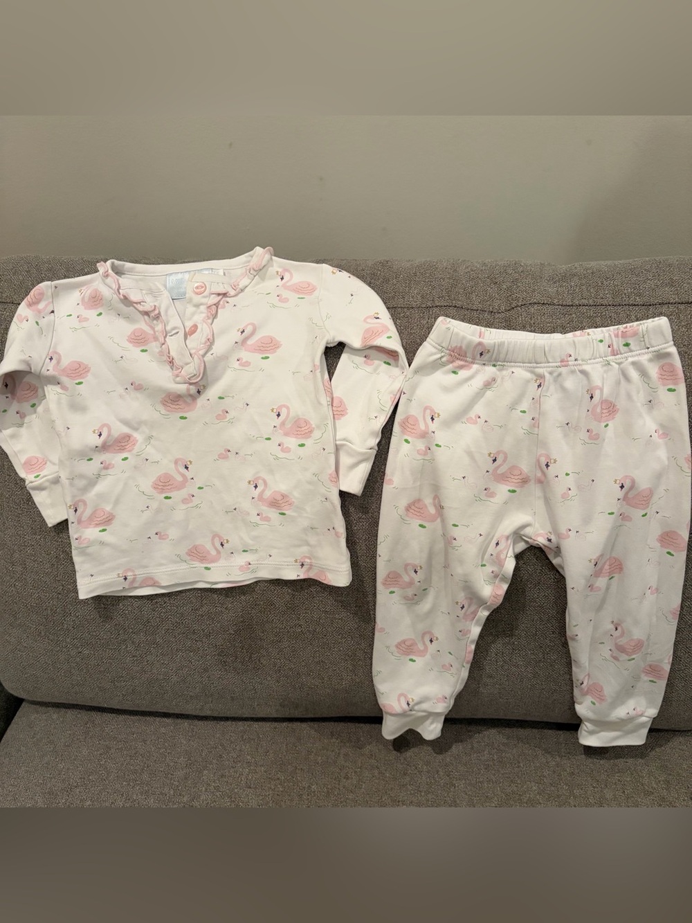 Little English Pink Swan Pajama Set - Long Sleeve Top & Pants